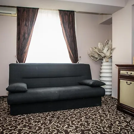 Hotel Megalos