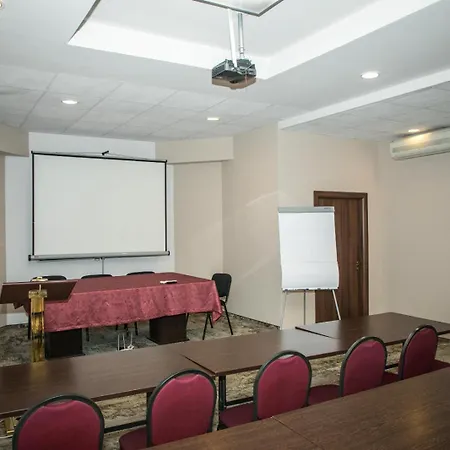 Megalos Hotel Constanţa