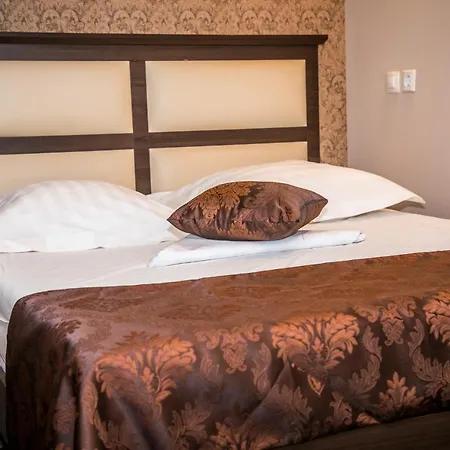 Megalos 3* Köstence