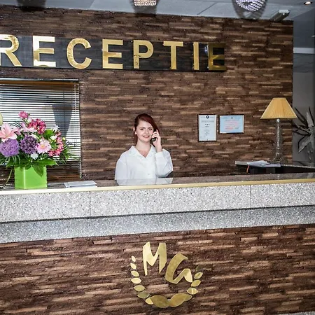 Hotel Megalos 3*