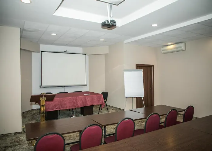 Megalos Hotel Constanţa